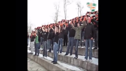 Ultras Lovech away at Pernik 27.08.2010 - Nachalo