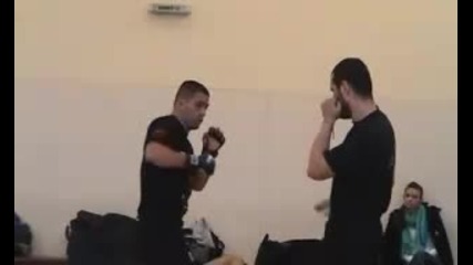 Rumen Dimitrov before fight with Shonie Carter