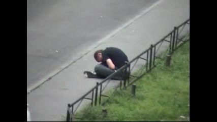Много Надрусан Идиот 