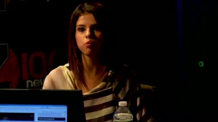 Live Online Chat with Selena Gomez - Z100 - New York 14.03.2011 