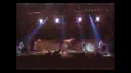 Iron Maiden - Run To The Hills (live)