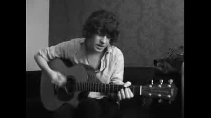 The Kooks Exclusive Acoustic Performance 
