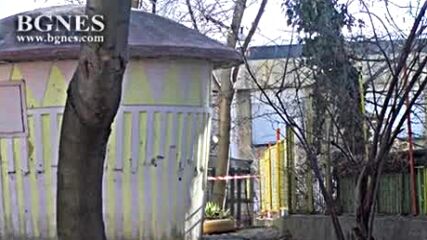 Срути се част от ограда на детска градина в Благоевград