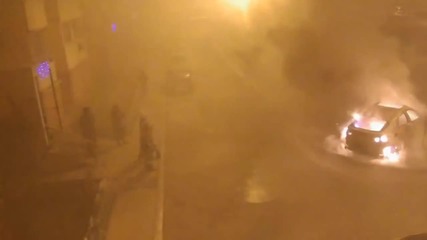 Вижте как маскирани подпалиха Бмв Х6, за да си отмъстят (видео)