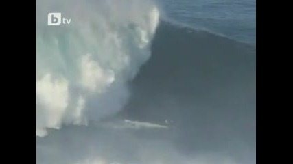 Американски сърфист успя да яхне 30-метрова вълна