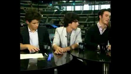 Jonas Brothers - Larry King Live - World Tour Exclusive