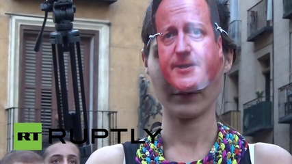 Spain: Thousands march in solidarity with refugees in Madrid