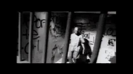 2pac - Trapped
