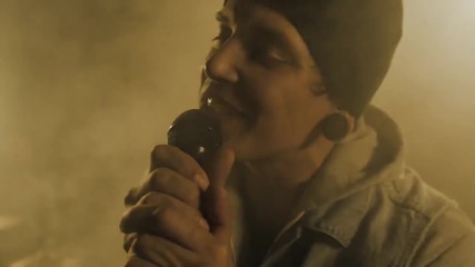 Defeat The Low - Aurora Avenue (2014)