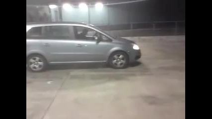 Opel Zafira 150 Hp burnout 