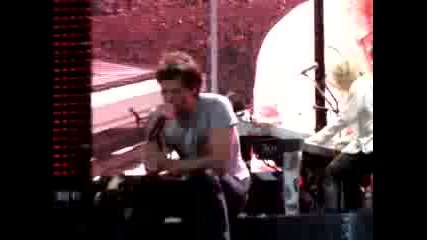 Bon Jovi - Bed Of Roses