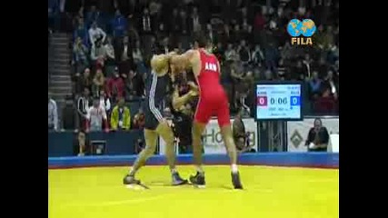 Islam Albiev (rus) vs 4erveno triko