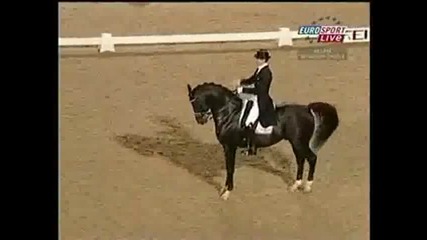 Caballo Totilas baila tango