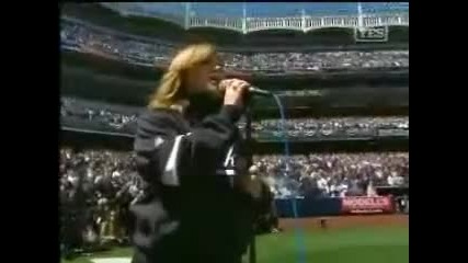 Kelly Clarkson Singing Usa s National Anthem Yankees Stadium Opening Day April 2009 