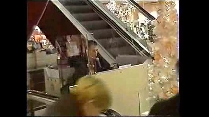 Remi Gaillard - Продавач
