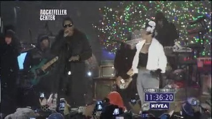 Jay - Z and Rihanna - Run This Town & Umbrella on New Years Eve 