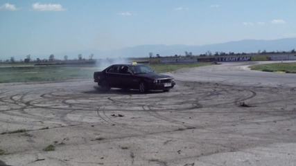 Drift Taxi Burnout 10.04.2011