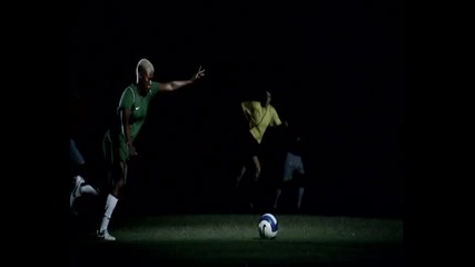 Nike - Моето тяло е моето оръжие!!!