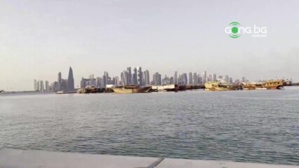 Разходка на спокойствие във фен зоната преди мач в Катар