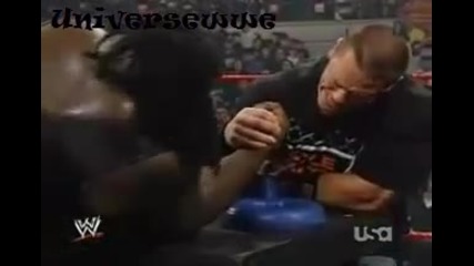 Едно мотивиращо клипче за Джон-arm Wrestling John Cena Vs Mark Henry