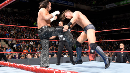 The Miz vs. Matt Hardy - Intercontinental Championship Match: Raw, Oct. 30, 2017