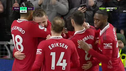 Люк Шоу направи 2:0 в началото на второто полувреме