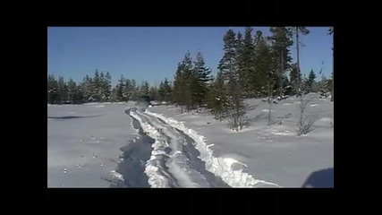 4x4 Bronco. Volvo C303 в дълбок Шведски сняг 