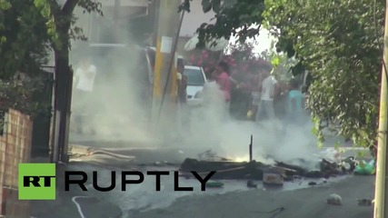 Турция: Полицията в Истанбул се бори с размирници със сълзотворен газ и водни оръдия