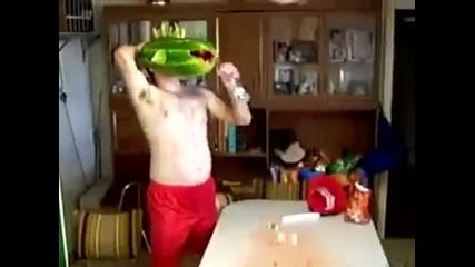 Повръщане по забавен начин