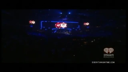 No Doubt feat. Pink ~ Just a Girl ~ Live iheartradio Festival 2012