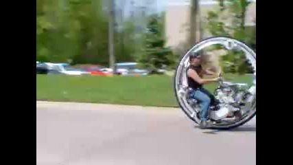 Мотор с едно колело 