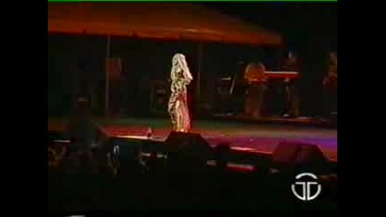 Christina Aguilera - I Turn To You - Live