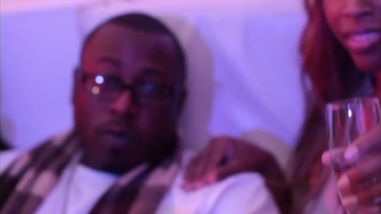 Laroo T. H. H Feat. E - 40 & Mic Conn - Top Spot 