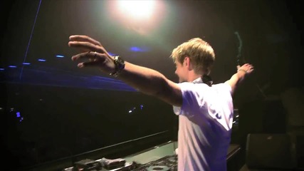Armin van Buuren - Full Focus