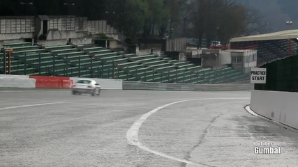 Ferrari 458 Italia - Flatout on a wet Track