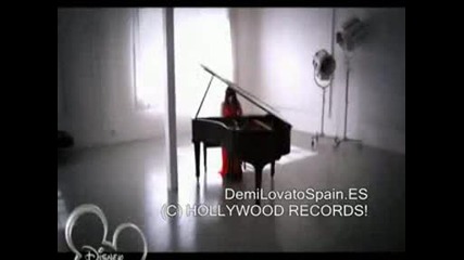 Demi Lovato - Lo Que Soy (this is me Spanish )