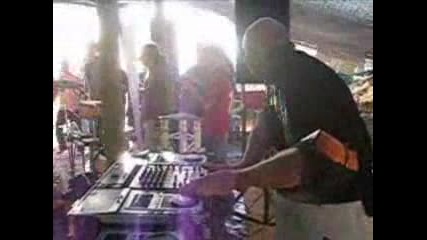 Can You Mix Like A Dj Without Hands Chapter [from www.metacafe.com]