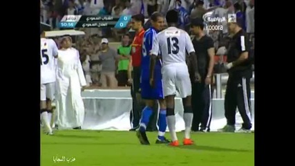Блъснаха футболист в басеин