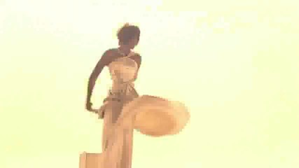Whitney Houston - I Look To You