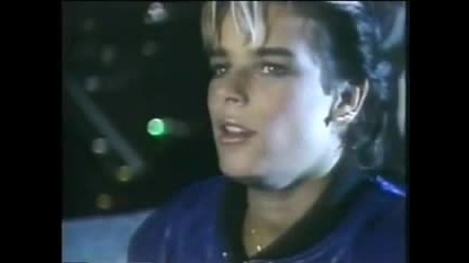 Stephanie De Monaco - Flash (1986)
