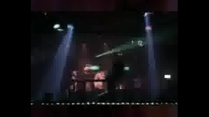 Много Яка Песничка