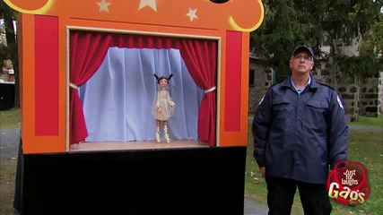 Полицай Застреля Зловещата Кукла - Скрита Камера