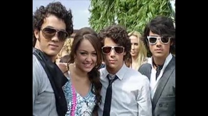 Niley (h) lovee..