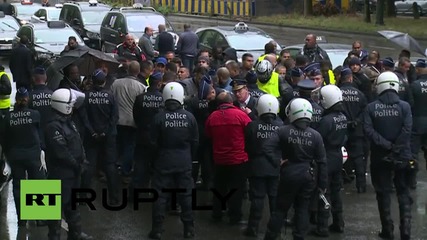 Белгия: Шофьори на таксите задръстиха улиците на Брюксел в знак на протест срещу Uber