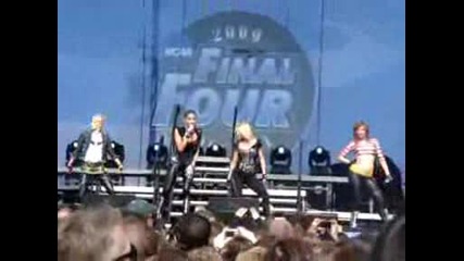 The Pussycat Dolls - What You Think About That Live In Detroit 04.04.2009