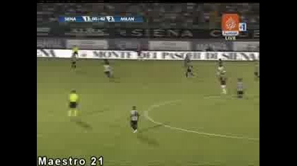 Роналдиньо срещу Сиена