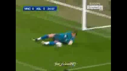 Manchester City 3 - 0 Arsenal 1st Half Highlights 2 12 2009 