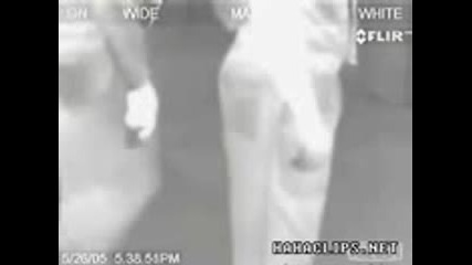 Ето какво представлява пръднята *смях*