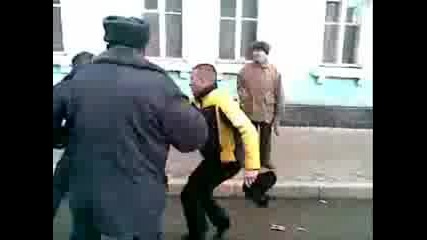 Руски Полицаи - - Смях