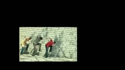 Тримата глупаци ! 3 Idiots - Official Theatrical Trailer 1 (hd) 